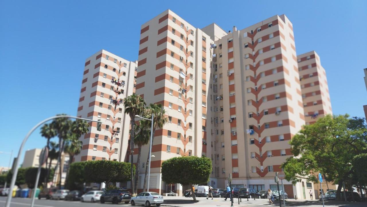 Estadio 3 Cádiz Eksteriør billede